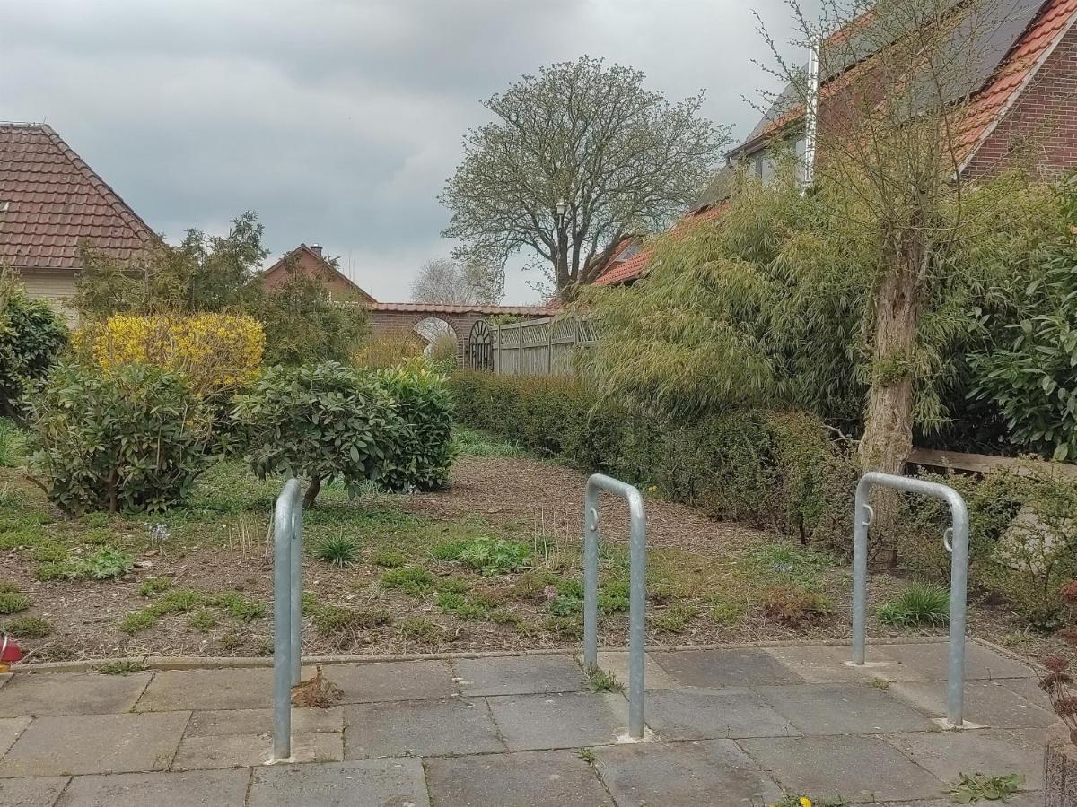 Ferienwohnung Alte Schule Ruhwarden Exteriör bild